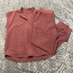 Figs - pink/peach color - Large top - XLT bottom - jogger style